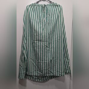 *NWT* Universal Thread Teal and White Striped Skirt with POCKETS